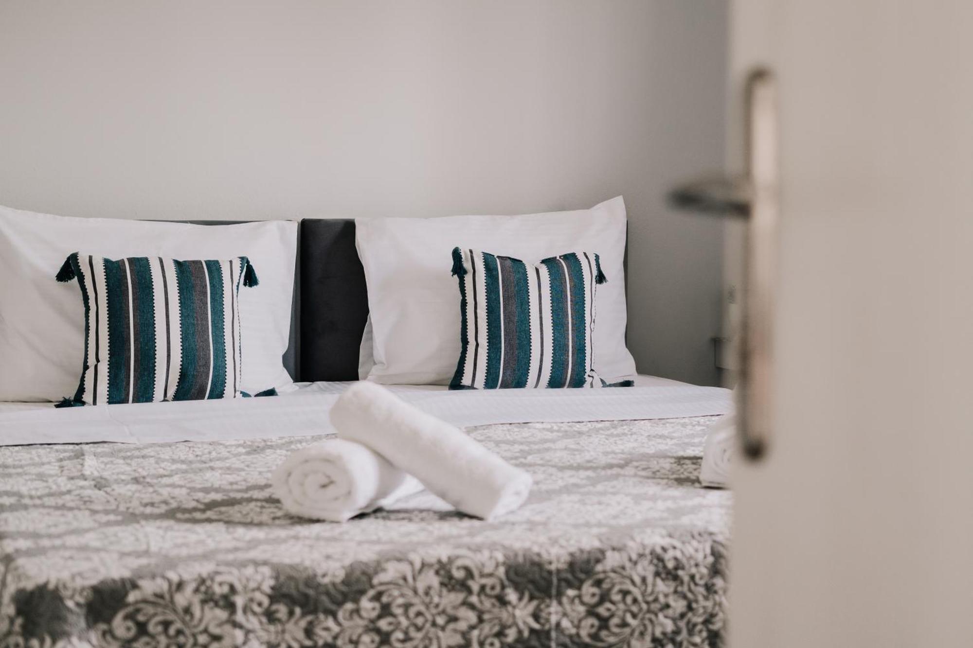 Sea Sailing Apartments コントカリ エクステリア 写真