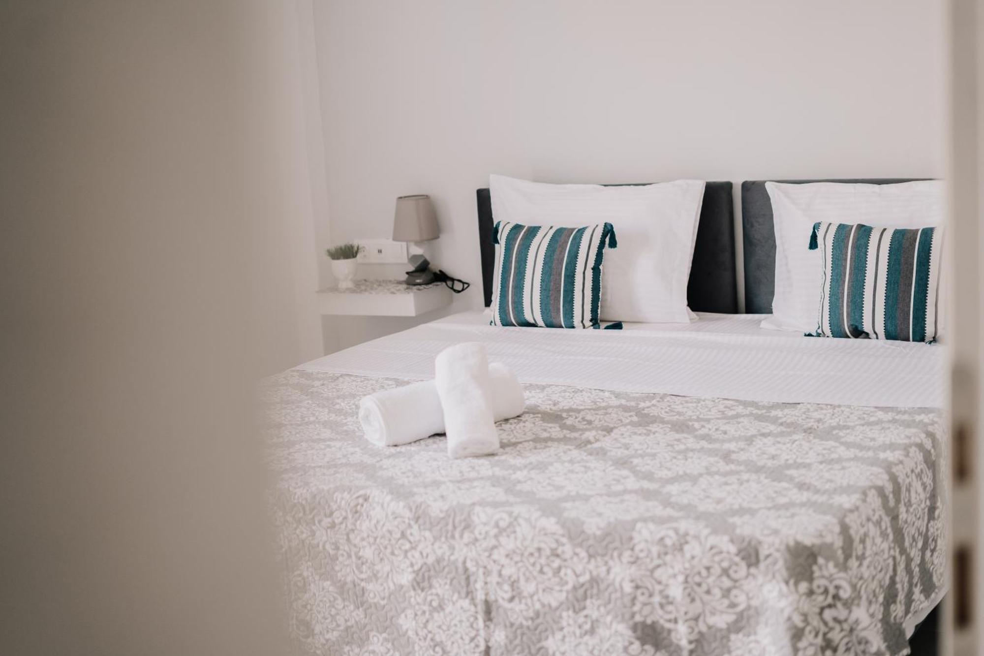 Sea Sailing Apartments コントカリ エクステリア 写真